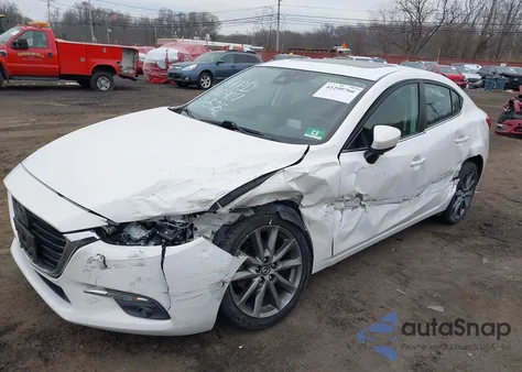 2018 Mazda Mazda3 Grand Touring из США, поврежденный, VIN 3MZBN1W35JM201728